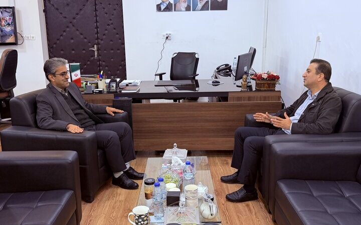 حسین‌پور: طرح جامع بندر خارگ چراغ راه توسعه است