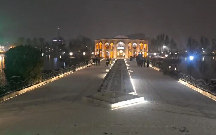 عمارت ائل‌گلی تبریز سفیدپوش شد