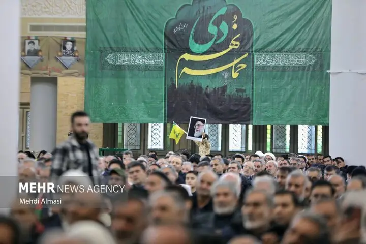 اینجا چراغ بصیرت خاموش‌شدنی نیست