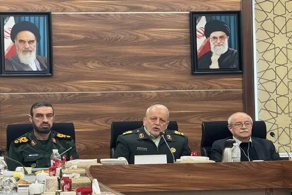 شهید سلیمانی فرمانده محوری جریان مبارزه با سلطه غرب در منطقه بود