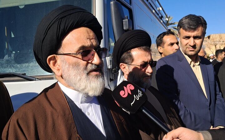 تقوی: مردم همواره با بصیرت پشت سر رهبری ایستاده‌اند