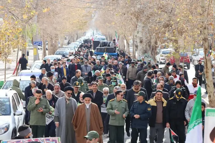 راهپیمایی باشکوه یوم‌الله نهم دی در نطنز