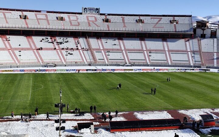 استقبال کم هواداران تراکتور در مصاف با ملوان