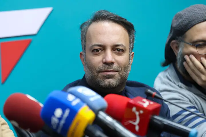 توضیحات کامران نجف‌زاده از وایرالی‌ها و خط قرمزهای «برمودا»