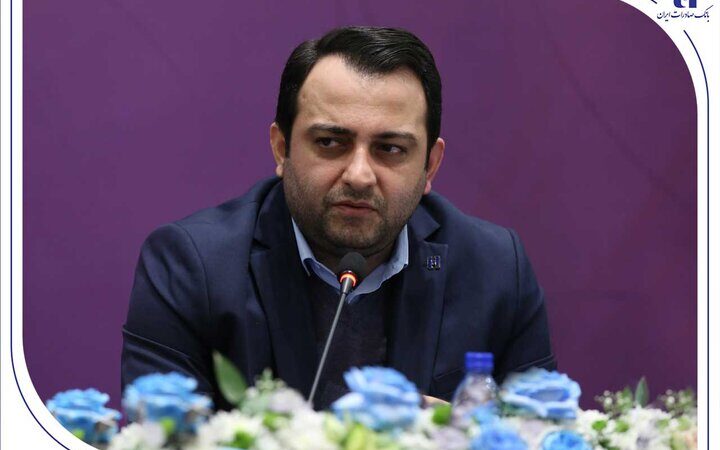 بانک صادرات به‌دنبال تعامل راهبردی و پایدار با صنعت پتروشیمی است