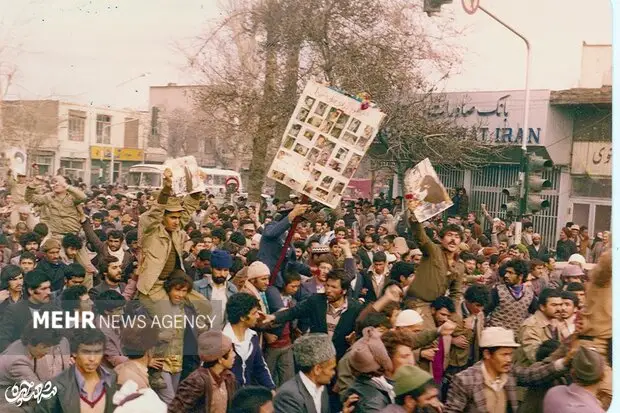 تاجیک: واقعه ۱۰ دی، روز خونین رژیم پهلوی در ورامین بود