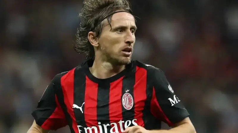 مودریچ جنجال آفرید؛ نه مسی، نه رونالدو، انتخابی کاملاً متفاوت!