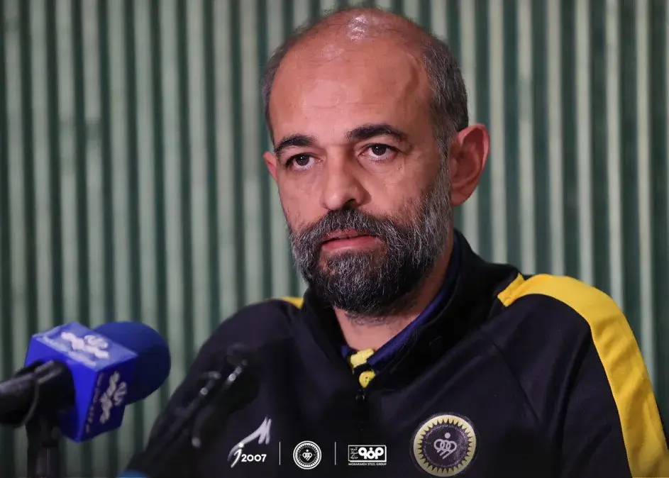 نویدکیا: شکست تلخ حذفی را کنار گذاشتیم، حالا فقط برد برای سپاهان مهم است!