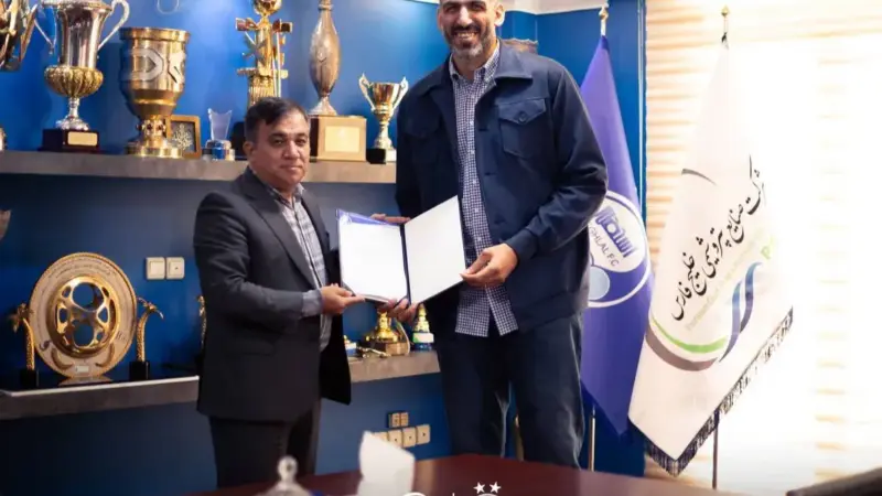 حامد حدادی، اسطوره بسکتبال ایران، رسماً به استقلال پیوست؛ ستاره NBA در تهران!