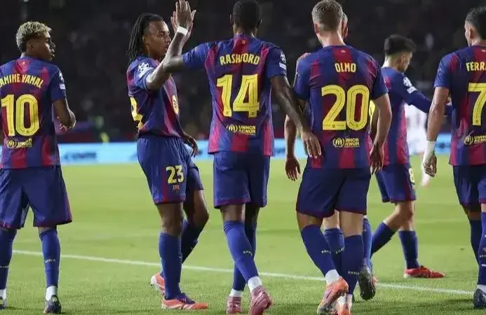 ستاره‌های بارسا در مه غلیظ فرودگاه سویا گیر افتادند؛ بازی در هاله‌ای از ابهام!