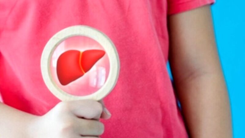 پرخوری هیجانی چگونه کبد شما را به کبد چرب تبدیل می‌کند؟