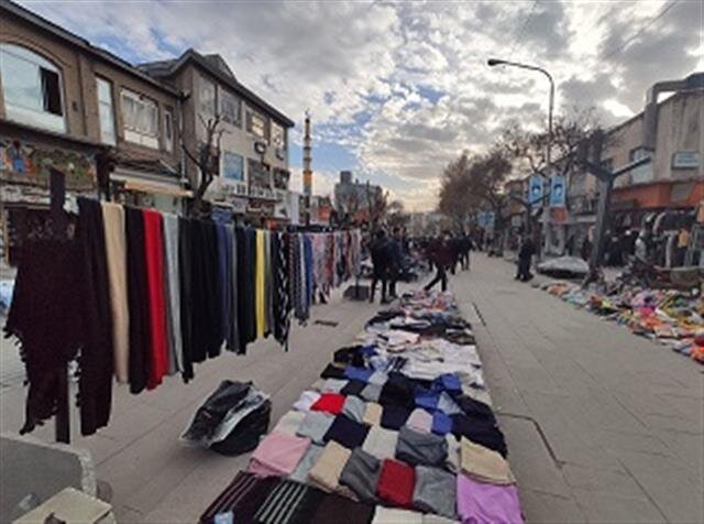 کرج در تسخیر دستفروشان؛ معابر شهر به میدان چالش تبدیل شد!