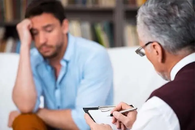 چگونه خانواده‌ها قهرمانان پنهان حمایت از بیماران روانپزشکی در خانه می‌شوند؟