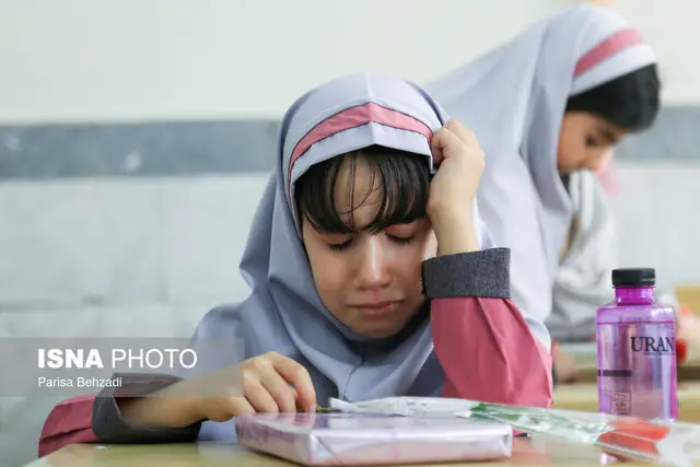 چرا کمال‌گرایی و فشار خانواده اضطراب آزمون را به اوج می‌رساند؟