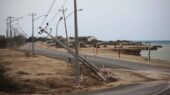 طوفان سهمگین بوشهر ۱۳۱ میلیارد تومان برق را به تاریکی برد!