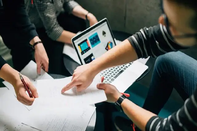 چرا هیئت‌علمی‌ها باید در مدیریت شرکت‌های دانش‌بنیان پیشگام شوند؟