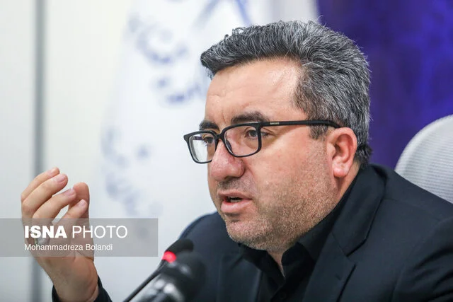 رشد شگفت‌انگیز ۶۲ درصدی تبدیل اسناد دفترچه‌ای به تک‌برگ در ۸ ماه نخست سال!