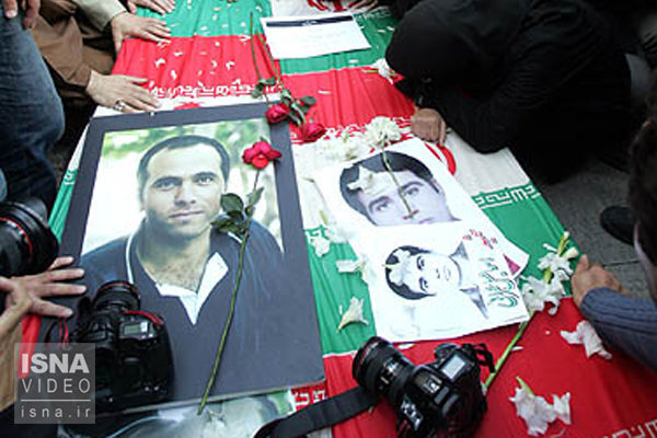 سقوط هواپیمای خبرنگاران؛ داغی که هنوز قاب عکس‌ها را می‌سوزاند