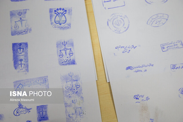 انهدام شبکه کلاهبرداری حواله‌های جعلی خودرو؛ کارمند سابق نمایندگی دستگیر شد!