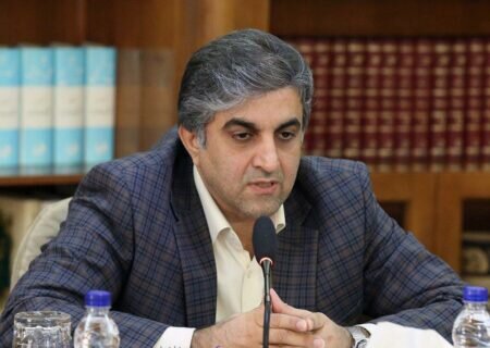 چرا حمایت از کارگران باید فراتر از چارچوب‌های معمول باشد؟ صدای خاموش کارگران در کدام مسیر شنیده می‌شود؟