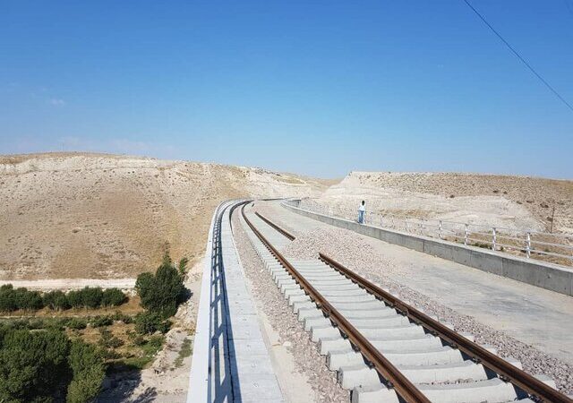 پروژه راه‌آهن میانه-اردبیل تا پایان سال به بهره‌برداری می‌رسد؛ تحولی بزرگ در حمل‌ونقل شمال کشور