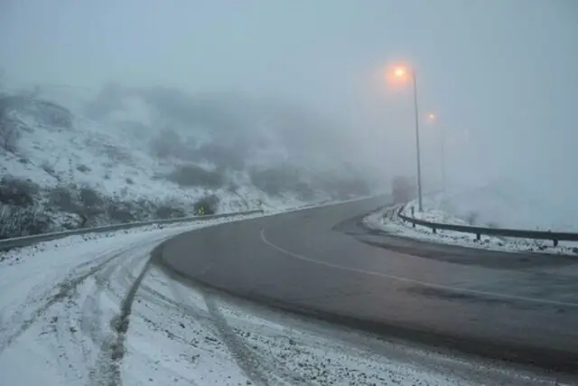 بارش برف در ۶ محور فارس و باران شدید در ۱۴ مسیر؛ هشدار جدی راهداری