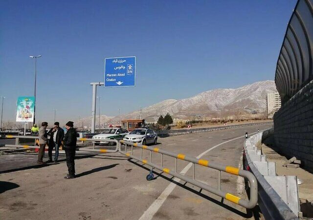 انسداد محور چالوس و بارش برف در جاده‌های شمال؛ ترافیک سنگین در آزادراه تهران-شمال