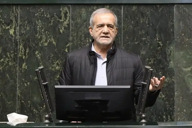 پزشکیان: بودجه ۱۴۰۵ آتش تورم را خاموش و گرانی را مهار می‌کند!