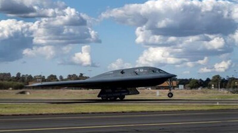 بمب‌افکن B-۲ دوباره به پرواز درآمد