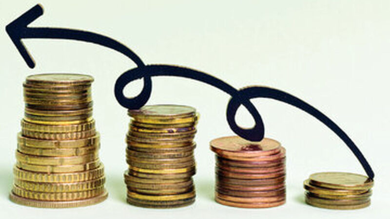 آیا تورم ۳۰۰۰ درصدی ایران در سال آینده واقعیت دارد؟ واکنش‌های جنجالی به پیش‌بینی جنجالی حسین عبده تبریزی