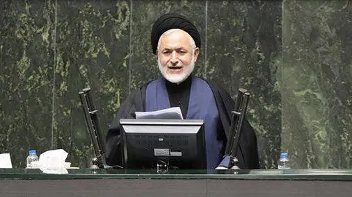 نماینده مجلس: چرا ثروت نفت به جای خوزستان به جیب تهرانی‌ها می‌رود؟