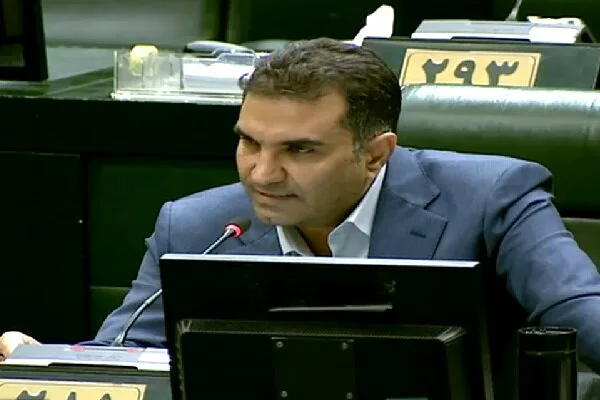 پوردهقان فاش کرد: رمز عبور کشور از بحران‌ها در اصلاح ساختارهاست!