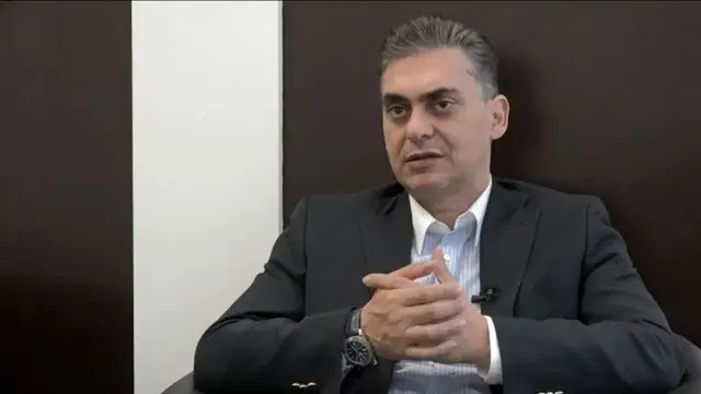 لاهوتی: چرا دلار و طلا در ایران صعودی شد؟