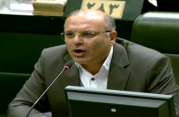 لک‌علی‌آبادی هشدار داد: معوقات ۳ ساله بازنشستگان فرهنگی ۱۴۰۱ بالاخره پرداخت می‌شود؟