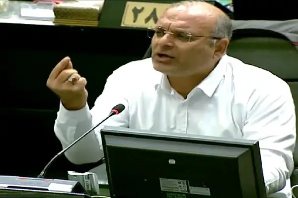 نماینده مجلس: سکوت در برابر تخریب قوه قضائیه و سپاه خیانت است!