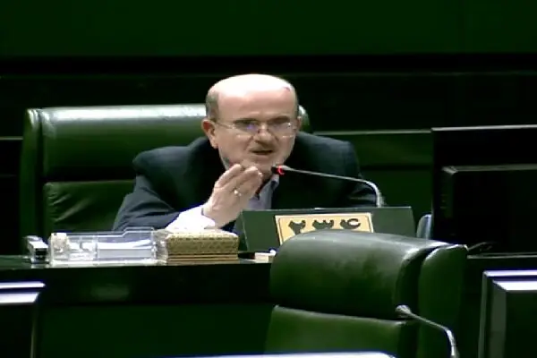 لاهوتی فاش کرد: چرا نمایندگان در تصمیمات اقتصادی کشور به بازی گرفته نمی‌شوند؟