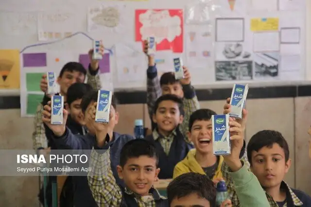 تعزیرات چشم‌به‌راه توزیع شیر رایگان در مدارس کرمانشاه؛ رصدی بی‌وقفه از مبدا تا دست دانش‌آموزان