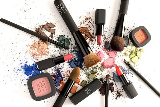 سازمان غذا و دارو پرده برداشت؛ این محصولات آرایش چشم غیرمجاز و خطرناک‌اند!