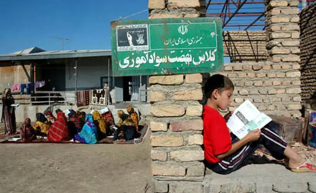 شگفتی در کرمانشاه؛ ۹۸ درصد مردم به سواد مجهزند و آموزش‌ها فراتر از ظرفیت پیش می‌رود!