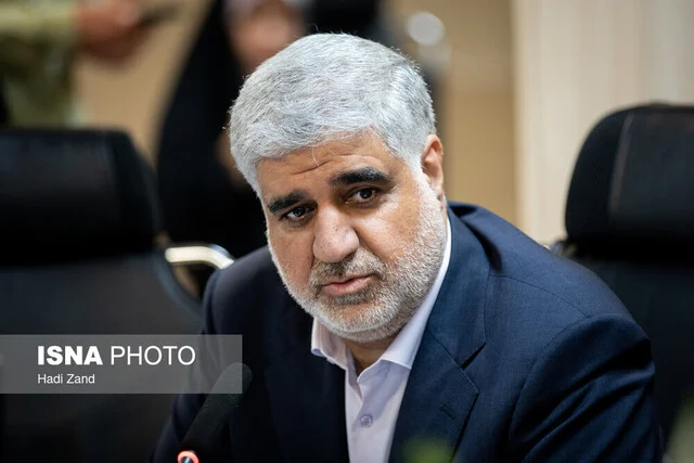 اتوبوس‌های برقی تهران با سه مسیر تأمین برق شارژ می‌شوند؛ زیرساخت‌ها به‌سرعت در حال توسعه!