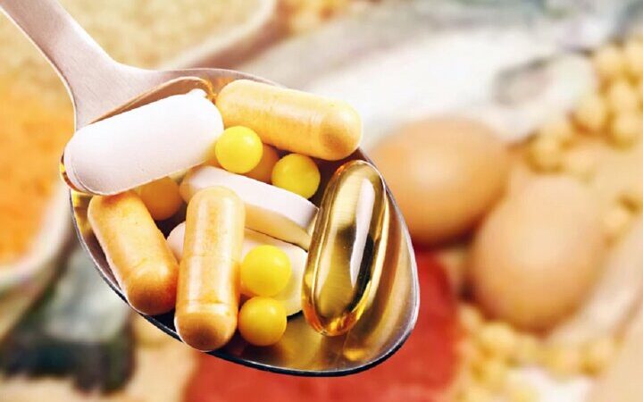 هشدار درباره مصرف خودسرانه ویتامین‌ها؛ از مسمومیت کبدی تا آسیب کلیه