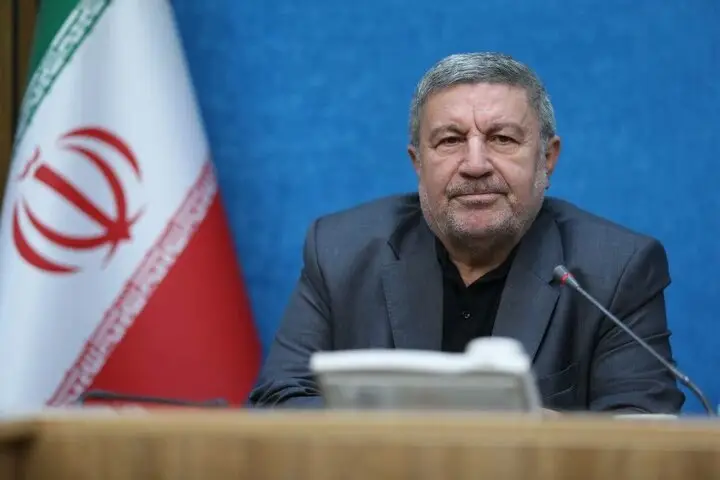 الیاس حضرتی راز موفقیت کار گروهی را فاش کرد: انعطاف‌پذیری و اعتماد متقابل چه نقشی دارند؟