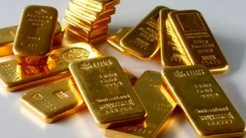 چرا تب طلا در بازارهای داخلی و جهانی شعله‌ور شد؟ نگاهی به پشت پرده افزایش بی‌سابقه قیمت‌ها