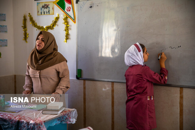 بازگشت پرهیجان دانش‌آموزان بوشهری به کلاس‌های حضوری با شرایط خاص سلامت