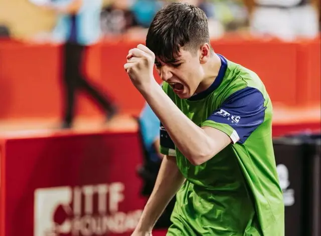 ملی‌پوش پرافتخار تنیس روی‌میز ایران به سپاهان پیوست؛ طلایی‌پوشان اصفهان قوی‌تر شدند!