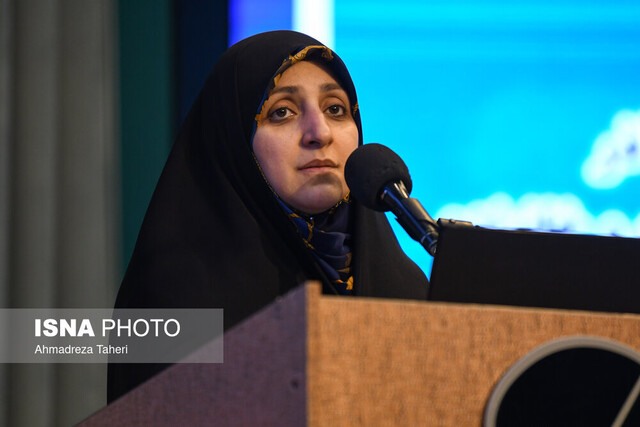 چرا هیچ مادری نباید به خاطر جرائم غیرعمد پشت میله‌های زندان بماند؟ ناآگاهی حقوقی زنان، معضل مهم جامعه