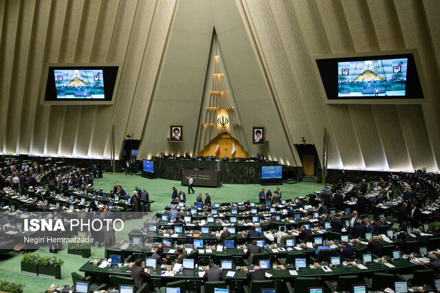 آتش‌سوزی جنگل‌های هیرکانی؛ مجلس از وزیر نیرو پاسخ می‌خواهد!