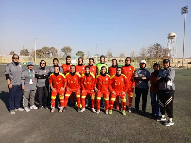 برد مقتدرانه دختران فولاد در هفته هشتم لیگ یک فوتبال زنان!