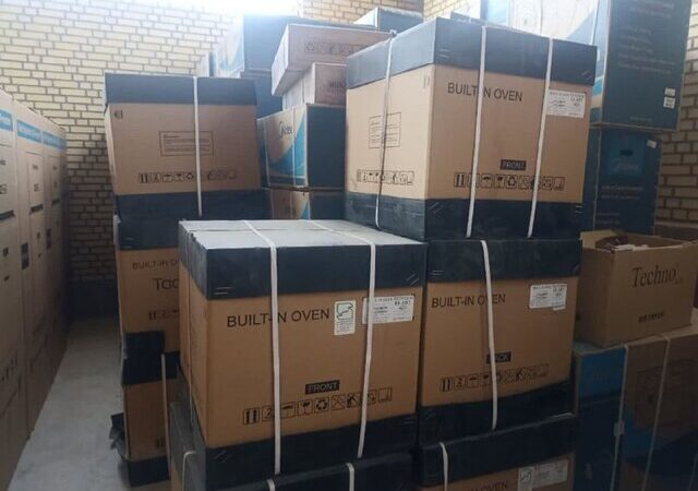 کشف انبار لوازم خانگی قاچاق در تهران