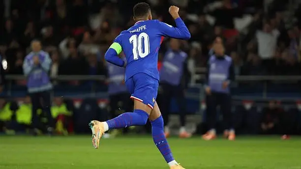 سرنوشت پلیسی که ۶۰ هزار یورو از ام باپه گرفت